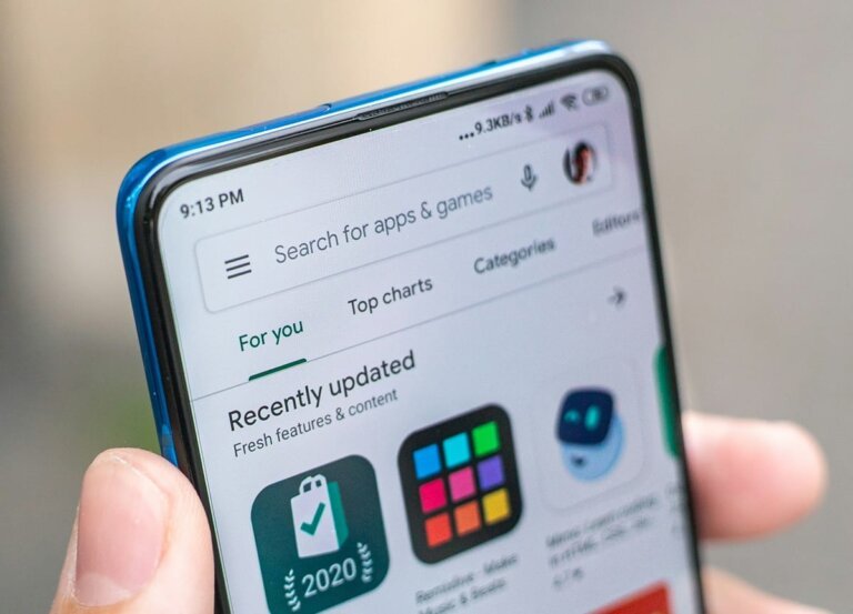 Google Play Now Lets You Download Two Apps at the Same Time