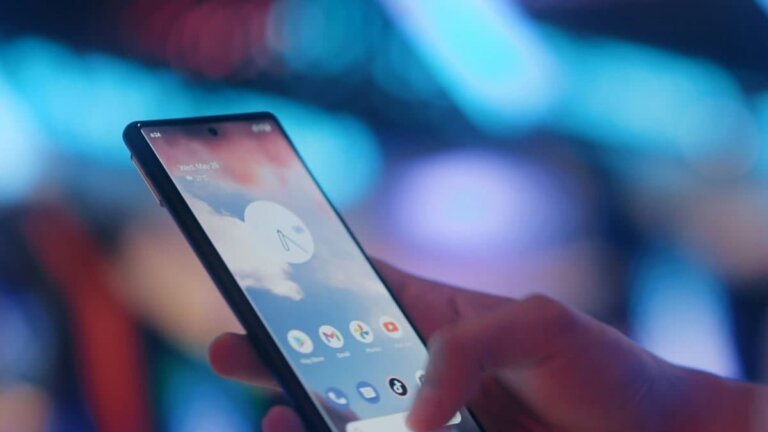 Keeping You Safe: How To Block Apps From Using Phone's Camera, Location Or Mic - News18