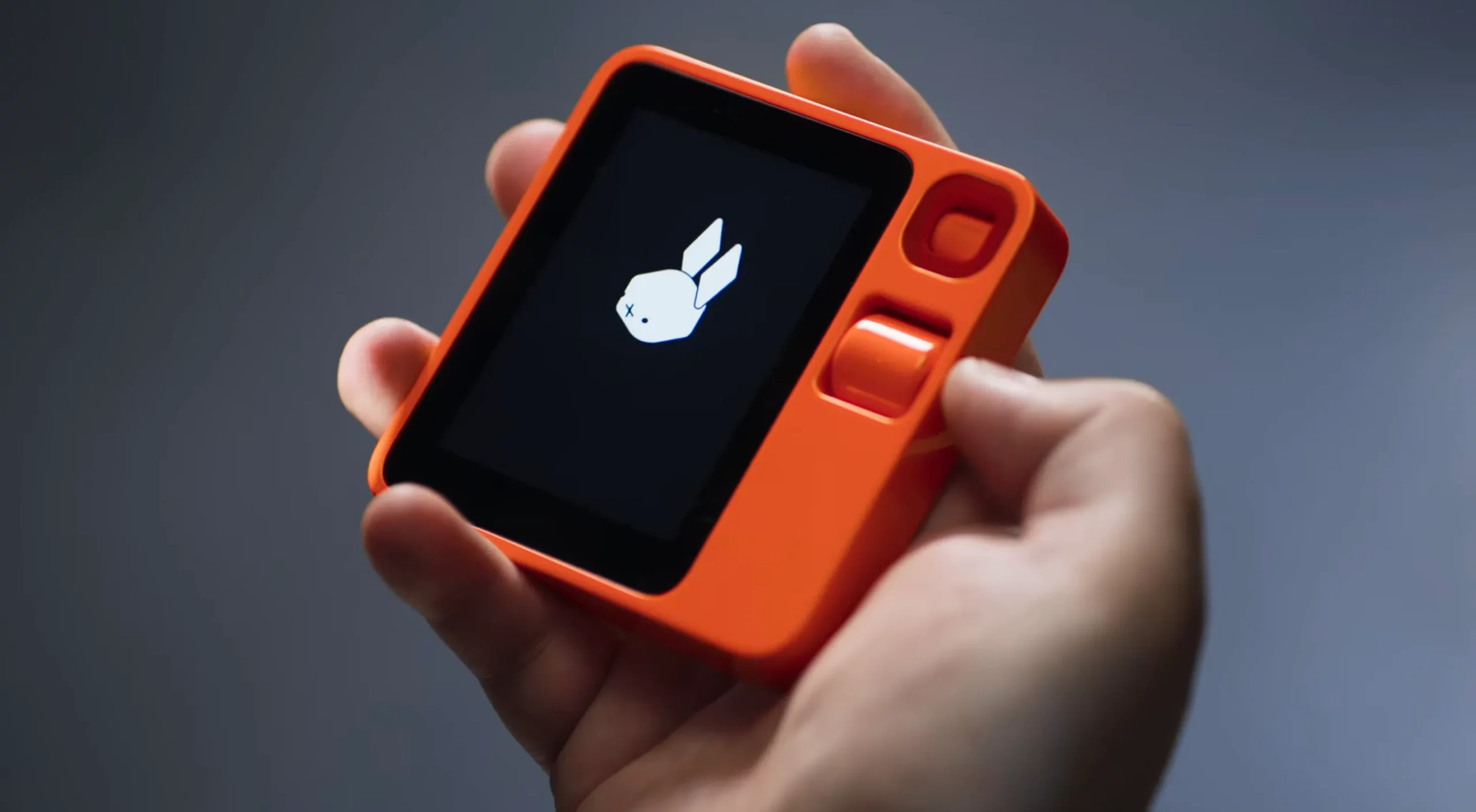 Rabbit Denies That the R1 is Just an Android App Despite Being Able to Run on a Pixel 6a