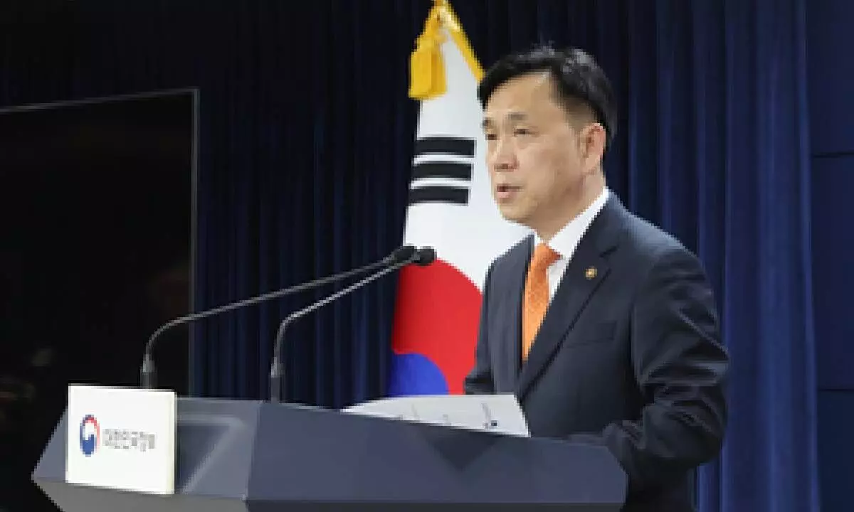 South Korean ministry voices regret on Japan's 'pressure' over Line messenger