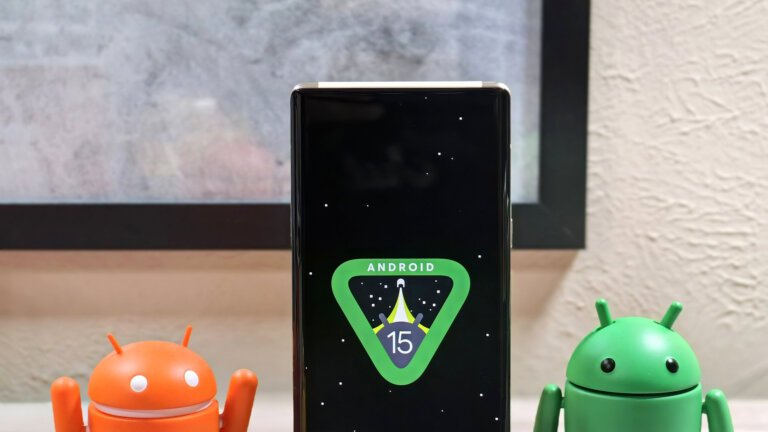 Android 15's spaceship Easter egg now has a new flaggy twist