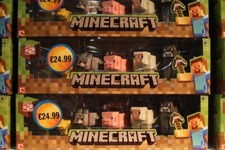 Fact check: Videos of politicians playing Minecraft are likely AI-generated