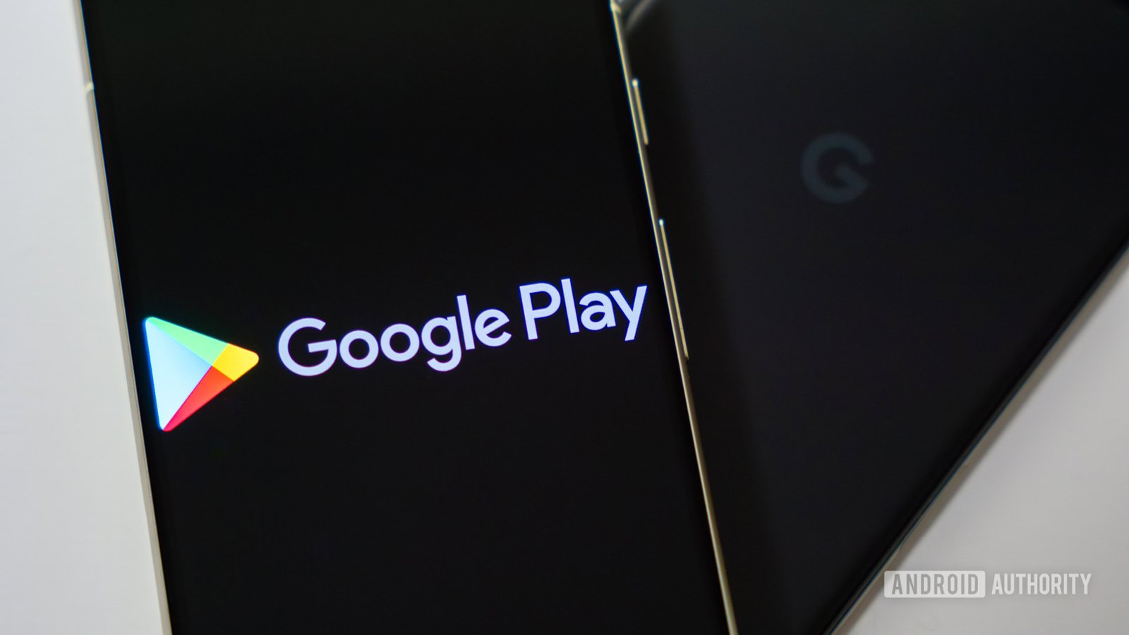 Google Play is testing out a new UI for game listings, with a focus on game trailers (APK teardown)
