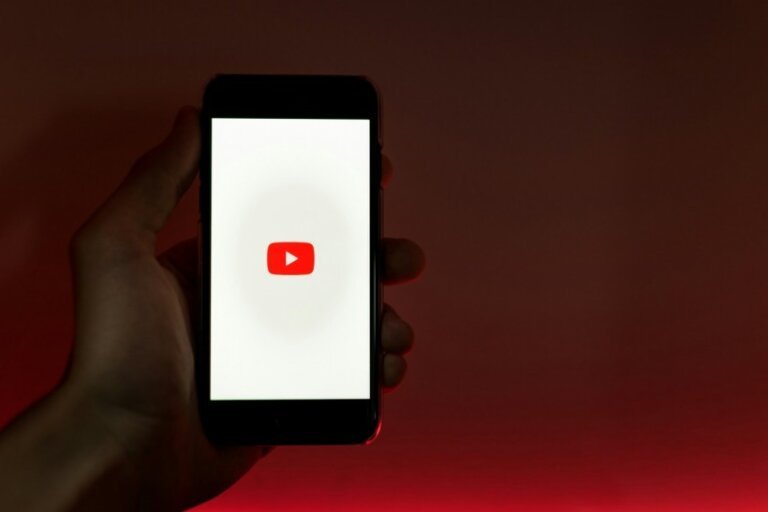 YouTube Miniplayer on Android App Gets Redesign, Similar to Picture-in-Picture?