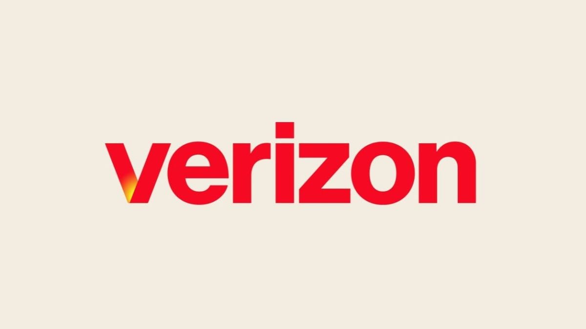 Verizon preloaded Pixel phones with an unsafe app, but Google is fixing it