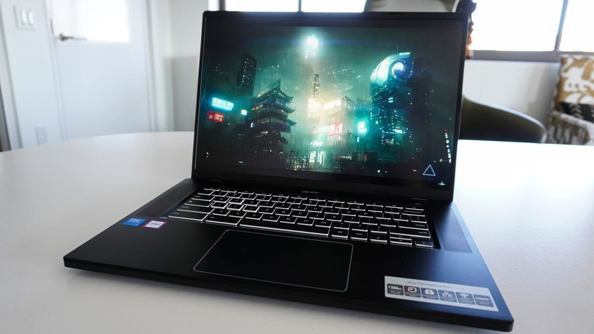 A new ChromeOS update brings a touch of Windows 11 to Chromebooks
