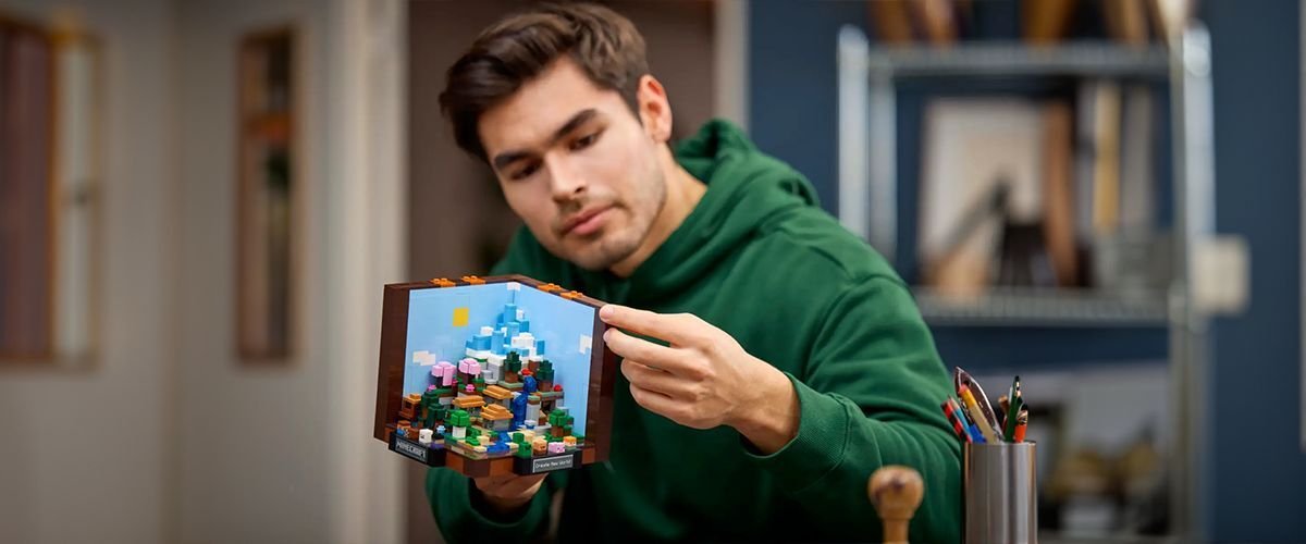 Holiday LEGO Video Game Sets Gift Guide + Win A Minecraft The Crafting Table Set (21265)