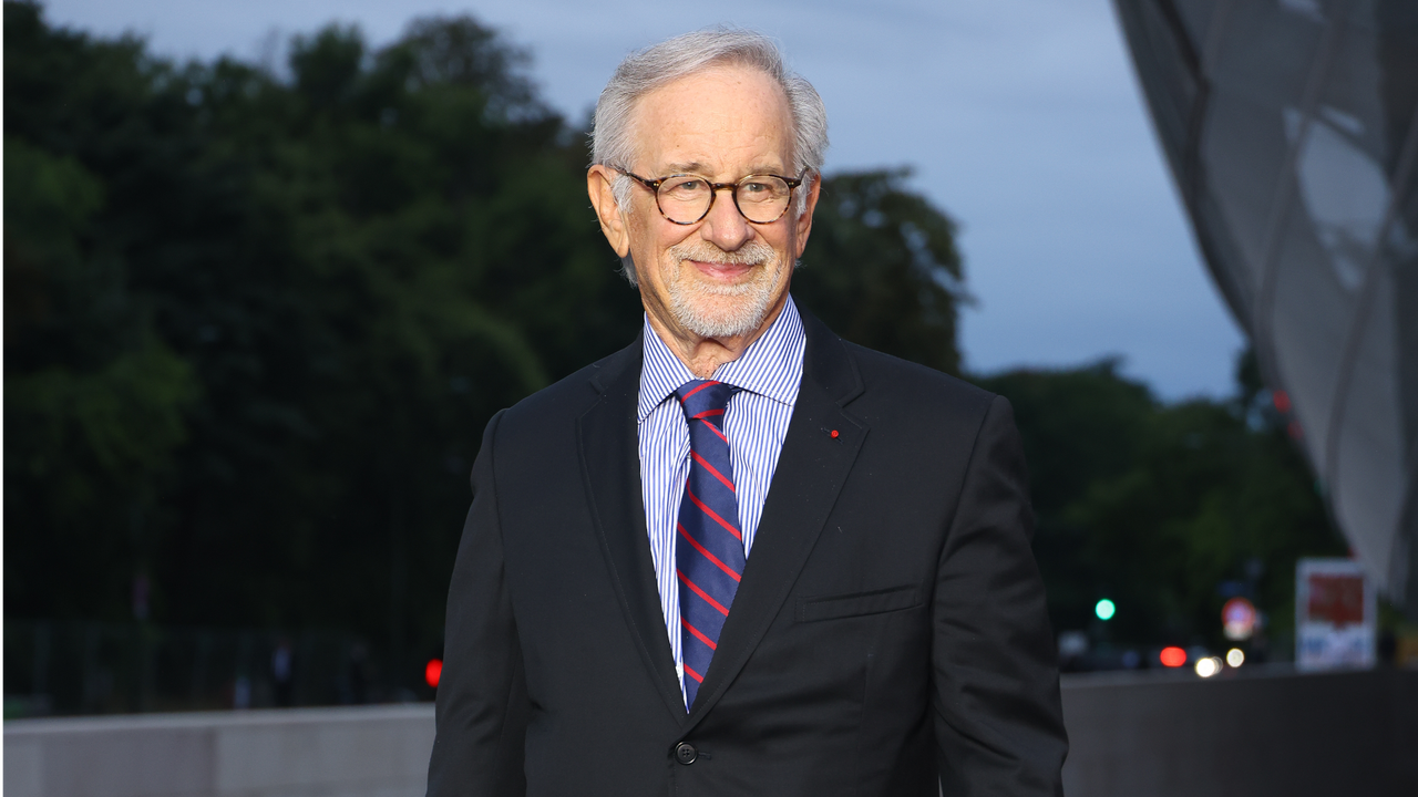 Steven Spielberg Apparently Won't Play Uncharted Because He's a Big PC Gamer and Only Likes Mouse and Keyboard - IGN