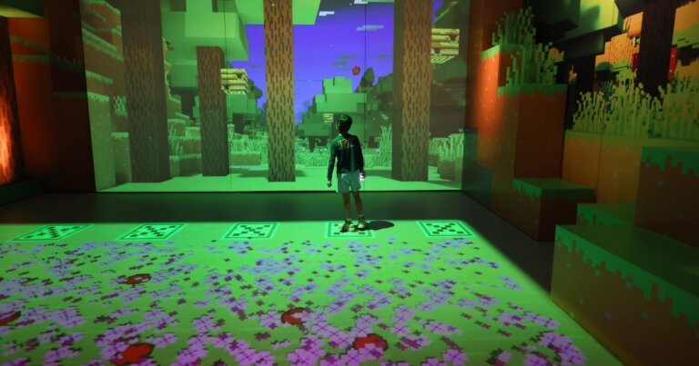 Minecraft Experience immersive exhibit extends stay in Dallas-Fort Worth area