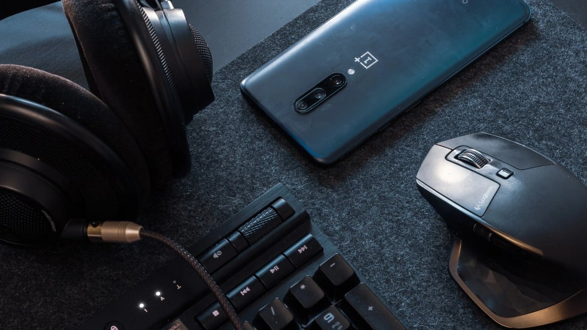 New Emulator Runs PC Games on Android Devices