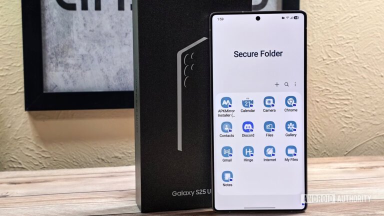 A flaw in Samsung's Secure Folder lets anyone see what apps and photos you have