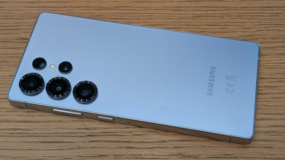 Android Circuit: Galaxy S26 Ultra Leaks, Pixel 9 Pro On Sale, Epic’s Free Android Games