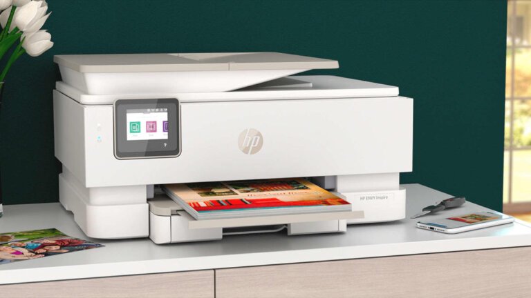 Haunted printers turning on by themselves and printing nonsense has to be one of my favorite Windows 11 bugs ever