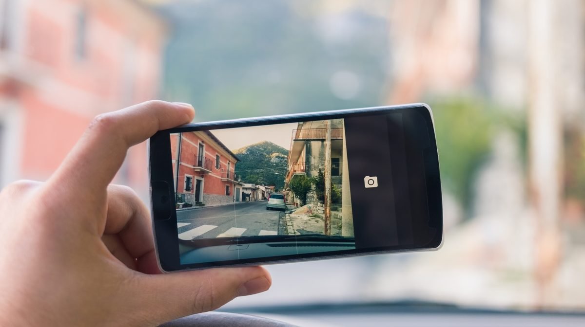 How to Take Photos on Android Without All the Post-Processing Junk