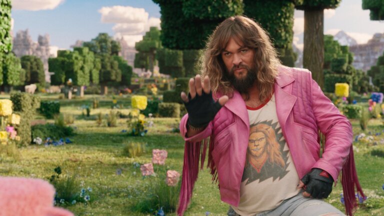 A MINECRAFT MOVIE Hits $400 Million At The Global Box Office