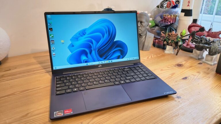 Couldn’t install Windows 11 24H2 because of your wallpaper? Microsoft has finally lifted blocks on upgrades due to customization apps