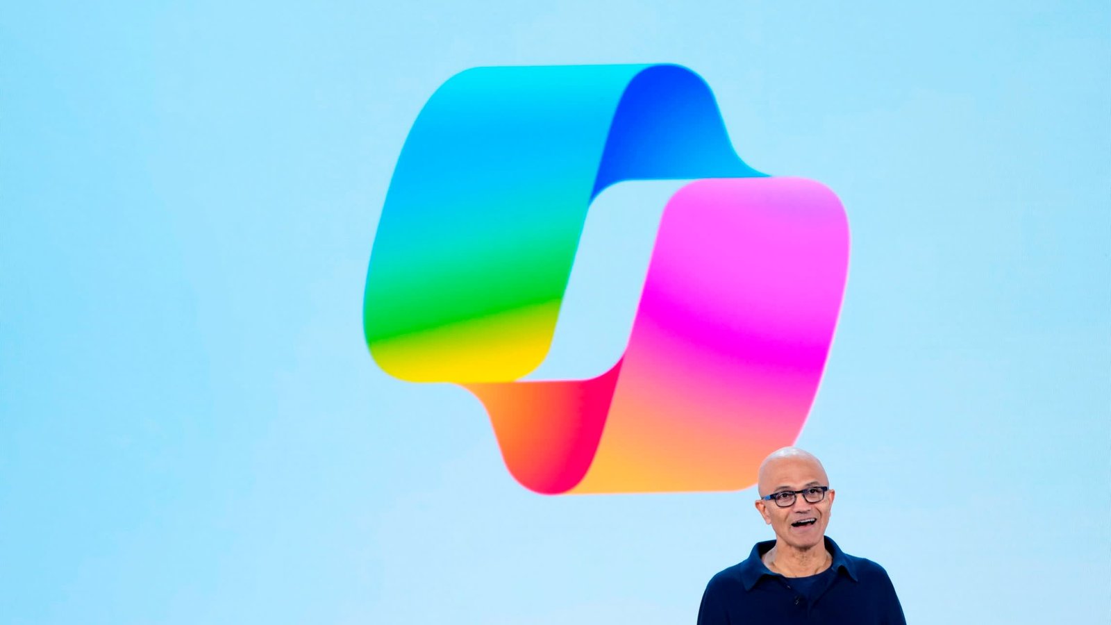 Microsoft unveils AI assistant with ‘memory’