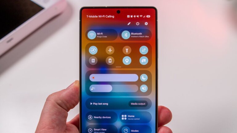 Someone seems to have got their hands on the updated One UI 7 rollout schedule