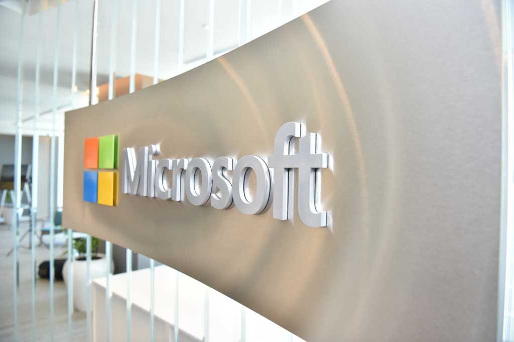 Windows Server 2025 domain controllers may lose connectivity after reboot, says Microsoft