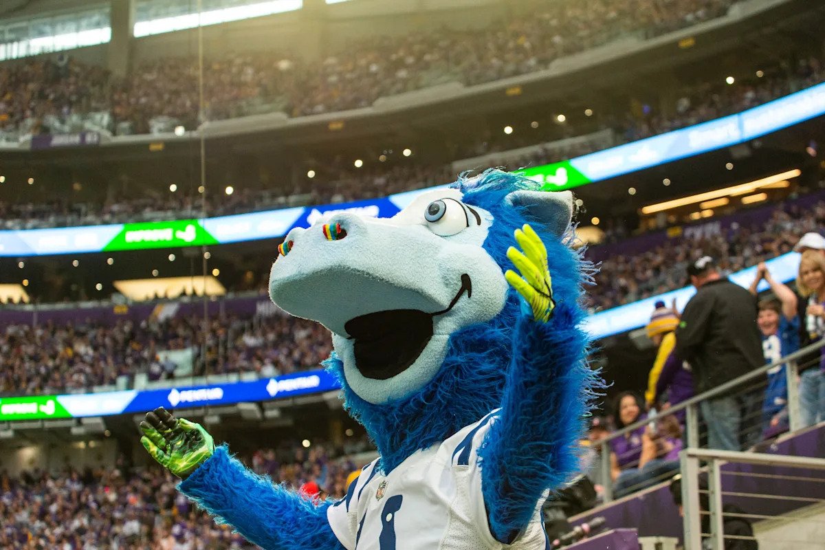 NFL schedule release: Colts delete their 'Minecraft'-inspired video, after Chargers do exact same thing