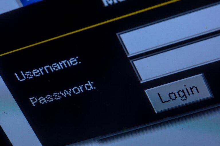 Windows Warning — Microsoft Confirms Old Passwords Still Work To Login