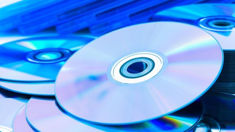 Ancient CD ripping tool updated for the first time in 16 years, now supports Windows 11
