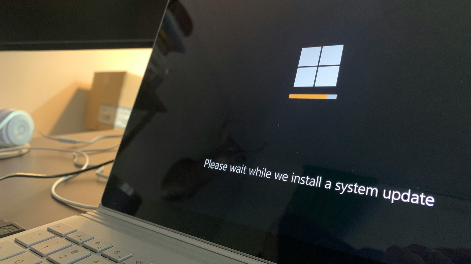 Microsoft tells Windows 10 users: Upgrade to Windows 11 or risk your security