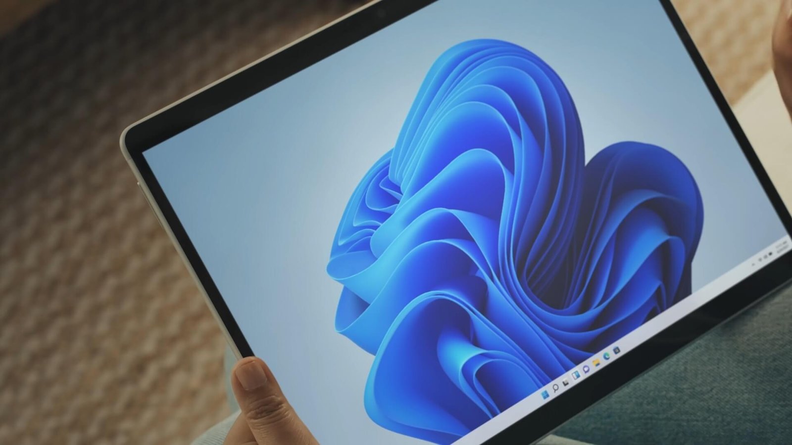 User calls Windows 11 “pure horror," Microsoft says it’s listening to feedback