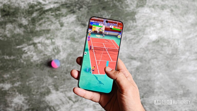 I absolutely love and recommend these 5 Android games to play with one hand
