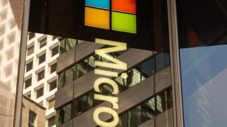 Microsoft Warns 400 Million Windows Users—Upgrade Your PC Now