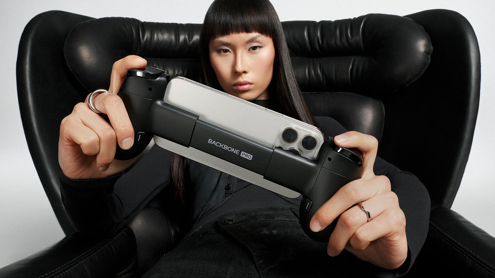 One of the greatest iPhone and Android game controllers just arrived in the UK