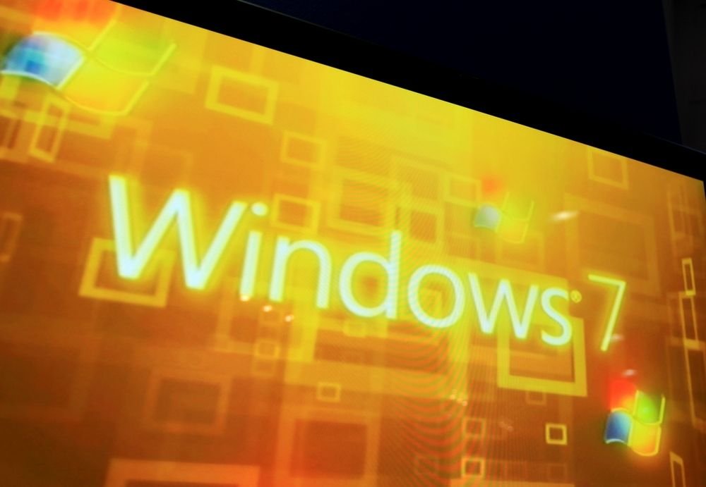 Windows 7 runs natively on the Steam Deck — desktop OS enthusiast aims to push beyond portrait mode-only limit