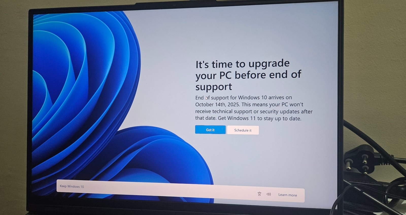 Microsoft nags more users with Windows 10 end of life banner, says get Windows 11