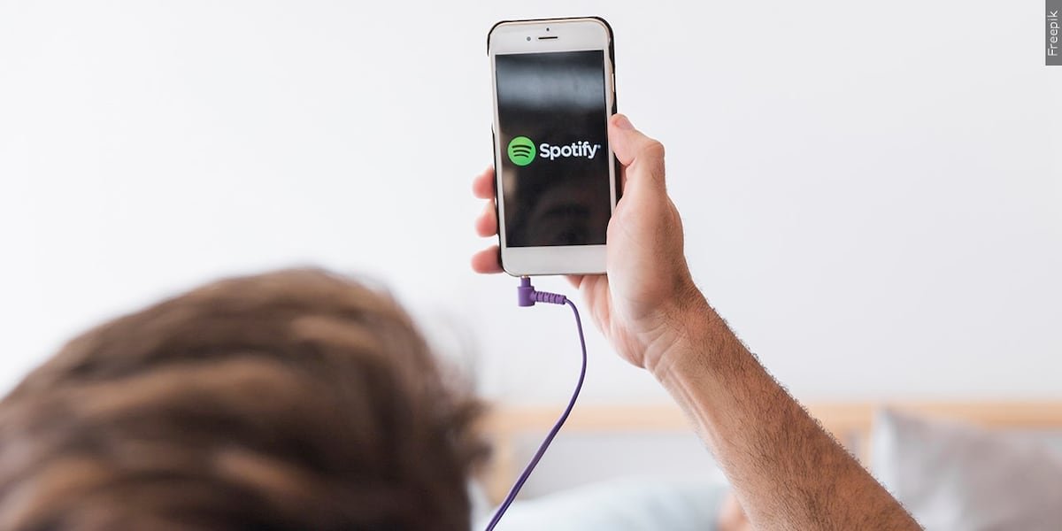 Spotify launches new direct messaging feature