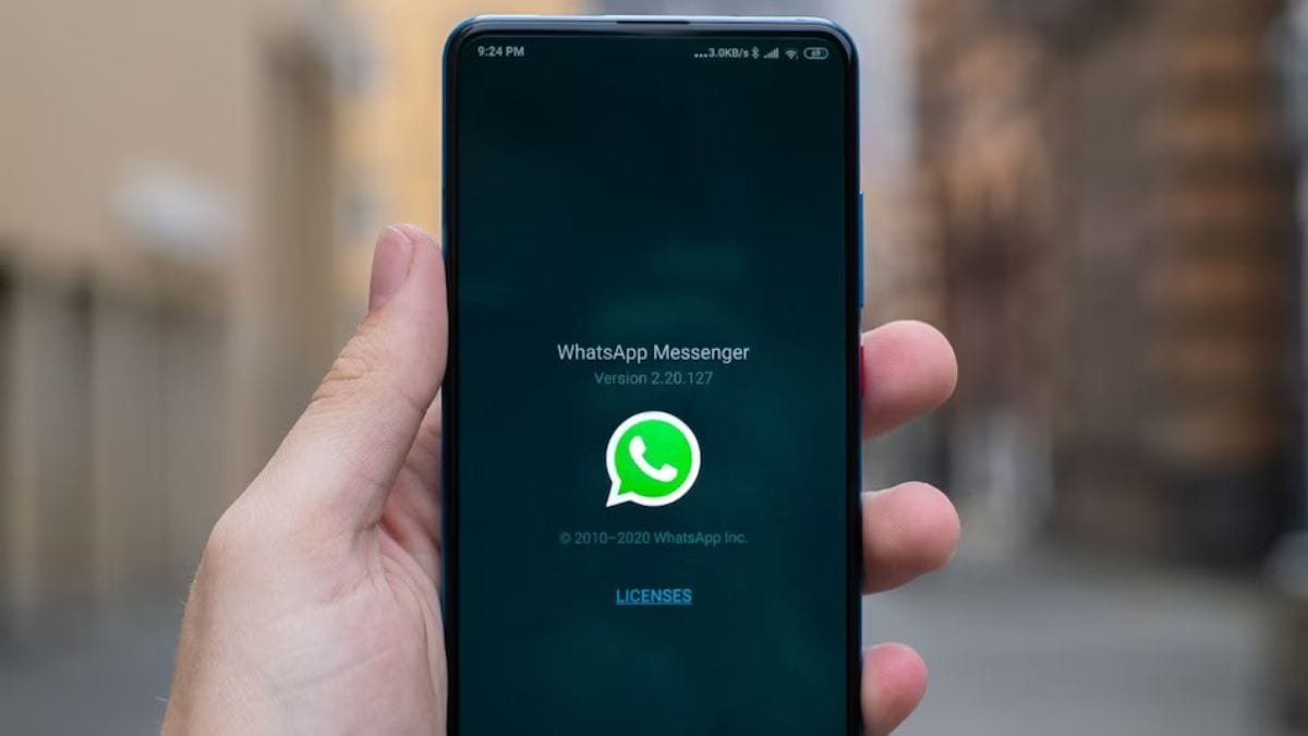 WhatsApp Might Soon Let You Send Motion Photos With Audio and Movements