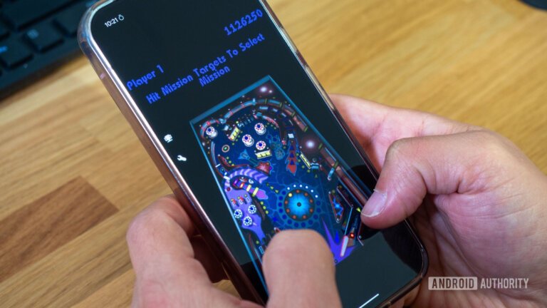 Looking for a great free Android game? Check out this 90s pinball gem
