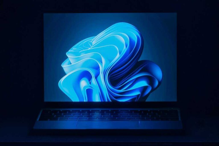 This free 'Windows 11 on any PC' app can now remove AI features