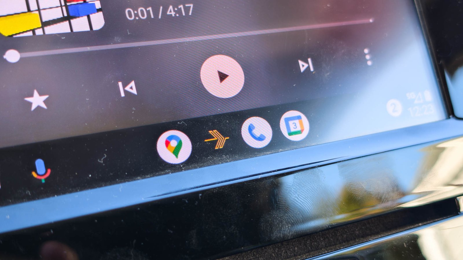 Android Auto could soon get a long-overdue feature for music lovers, and here's a look