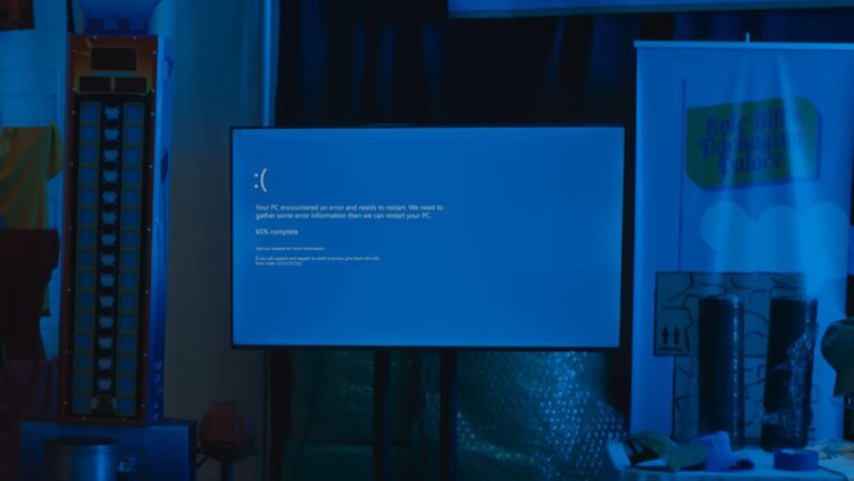 Apple’s latest Video Ad Takes A Dig At Windows-Powered Computers That Get Afflicted By The Age-Old BSOD Errors