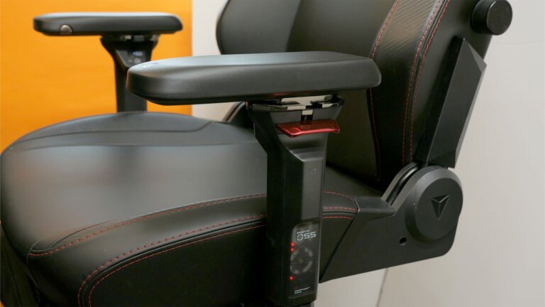 I tested Secretlab's new pro gamer gaming chair armrests and somehow I still haven't won a tournament