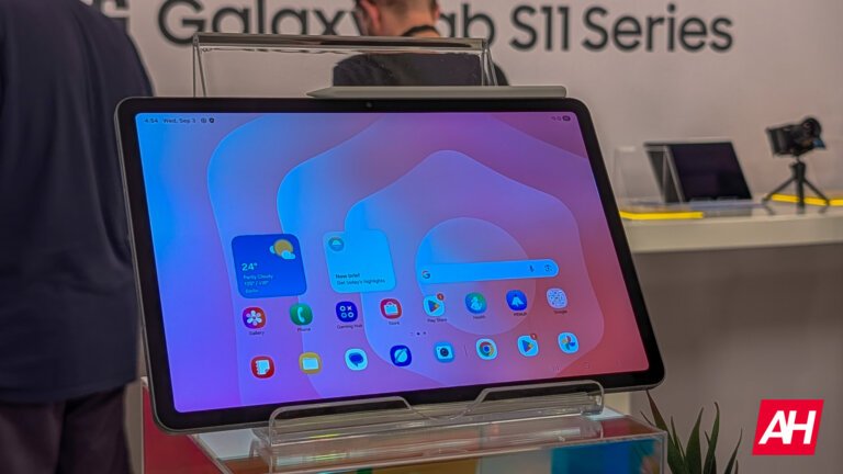 New Android Gesture Will Let You Run Any App in a Floating Bubble