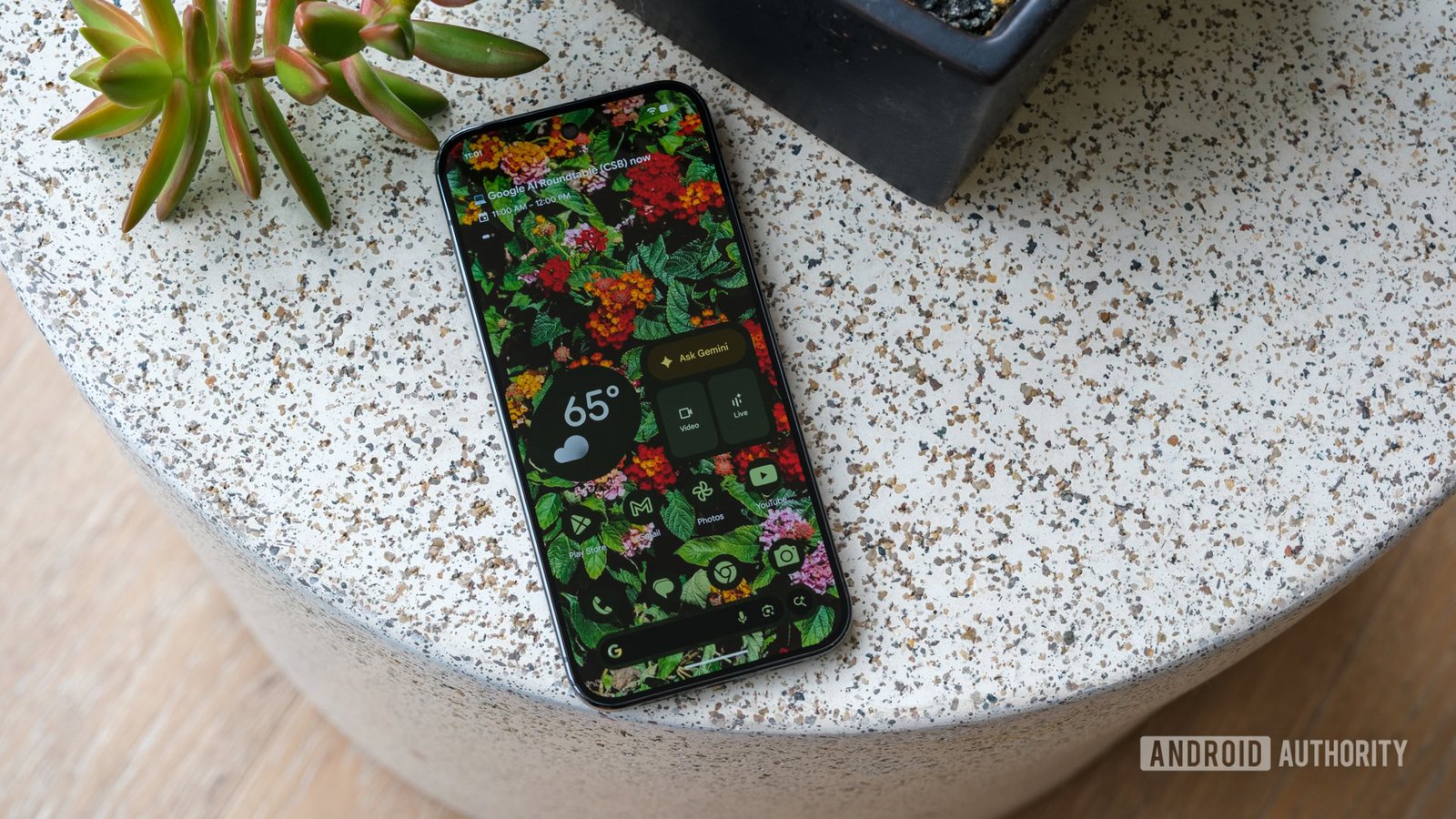 Pixel 10 users report random app crashes after October update