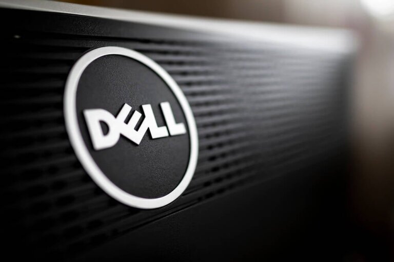 Dell says PC sales flat despite slow Windows 11 transition