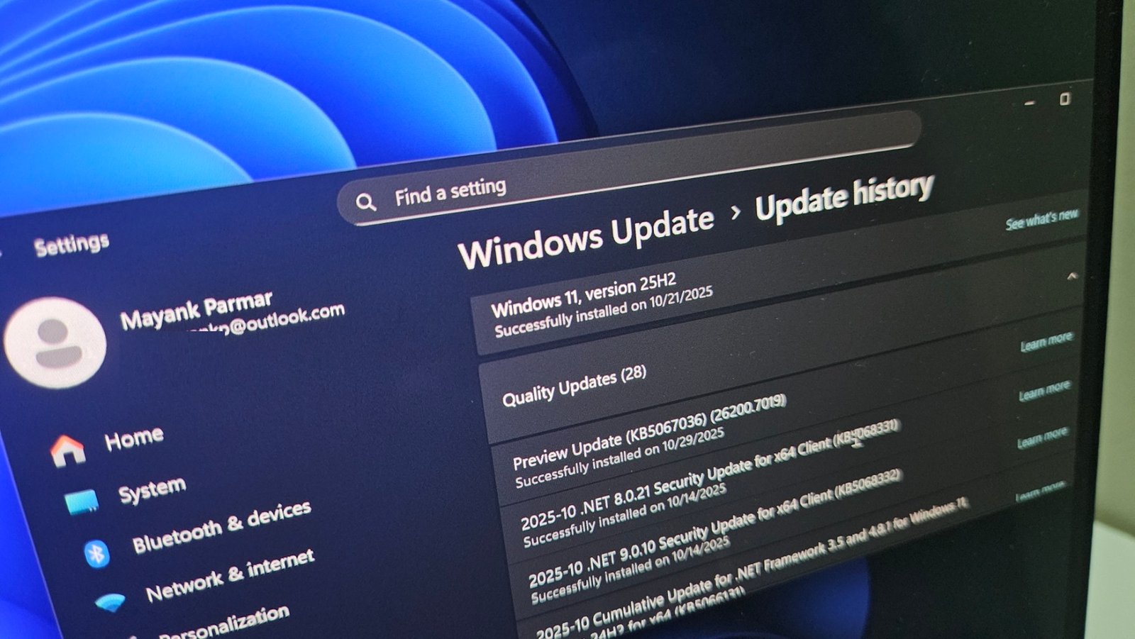Windows 11 update names got simpler, drops YYYY-MM. Now, IT admins are going mad