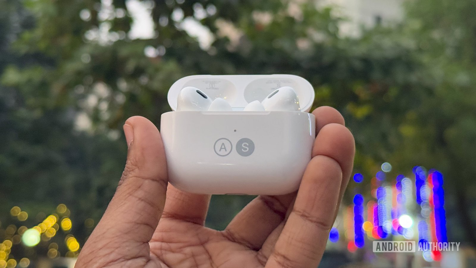 This app could bring better AirPods support to all Android phones, but Google needs to fix this bug