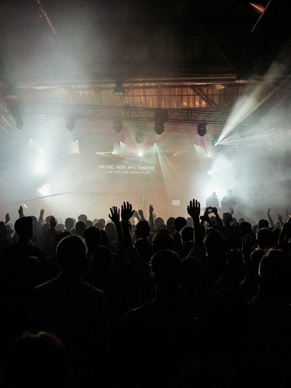 Slack Messenger Review: Why This Workplace Chat App Still Owns the Modern Office