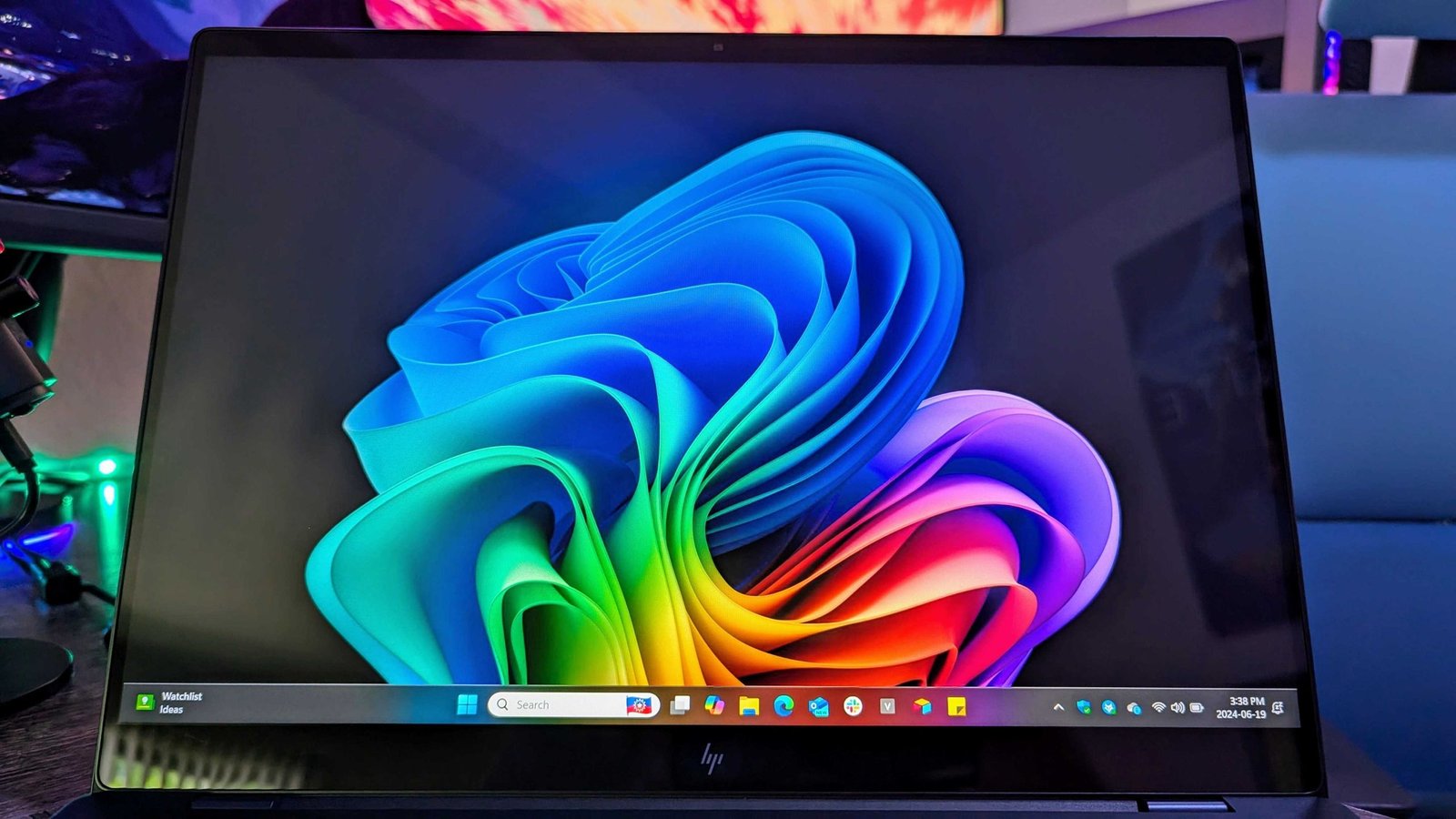 VLC gets native support for Snapdragon-powered PCs — but its devs haven't forgotten your ancient Windows XP rig