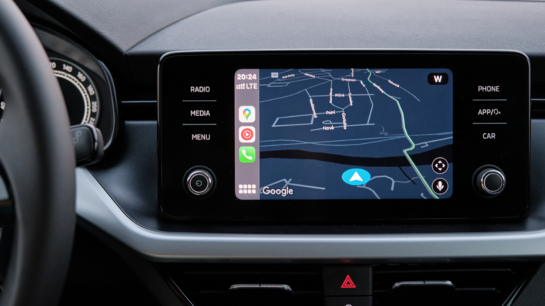 Car Icons Are Disappearing From Google Maps in Android Auto (but You Might Be Able to Fix It)