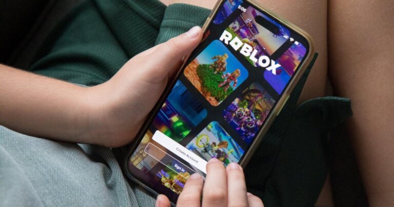 FBI Boston says more extremists targeting kids on platforms including Roblox, Minecraft, Call of Duty