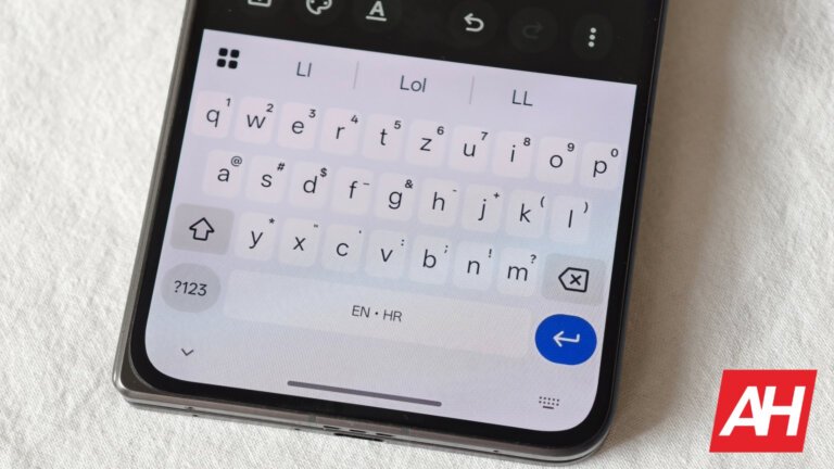 Gboard's new cursor mode is going to be a game-changing feature